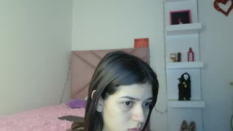Eva Sin online show from May 3, 11:30 pm