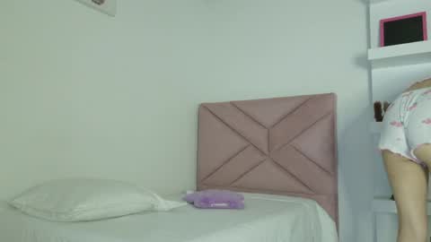 Eva Sin online show from May 14, 11:21 pm