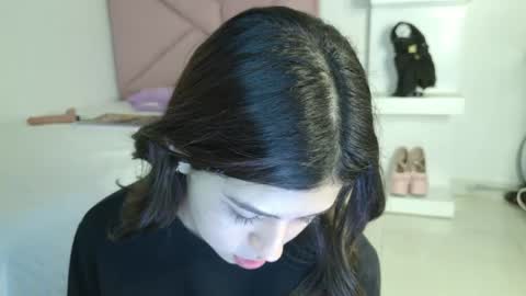 Eva Sin online show from May 18, 4:07 am