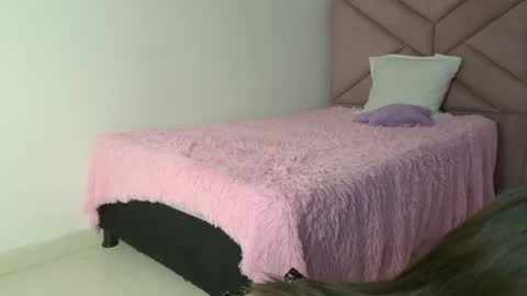 Eva Sin online show from May 13, 12:39 am
