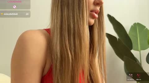 Hello Im Eva online show from May 26, 2:22 am
