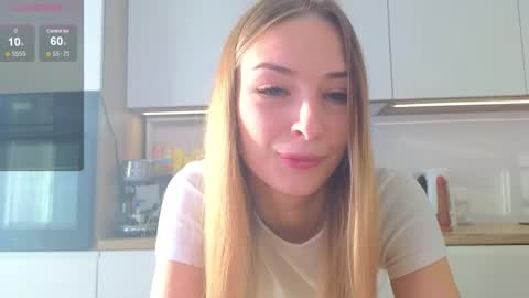 Snapshot of eva_vex chatting on December 25, 10:39 am Hello Im Eva online show from December 25, 10:39 am