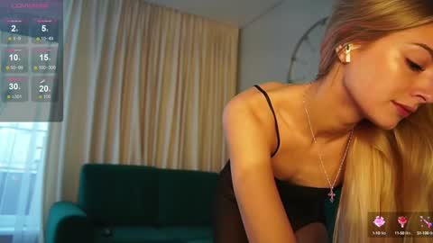 Snapshot of eva_vex chatting on February 3, 9:30 am Hello Im Eva online show from February 3, 9:30 am