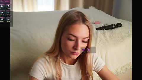 Snapshot of eva_vex chatting on January 22, 8:51 am Hello Im Eva online show from January 22, 8:51 am