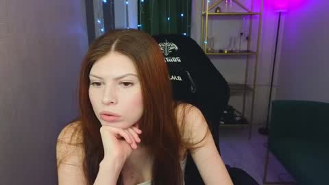 Snapshot of eva_willise chatting on January 15, 3:50 pm Hi Im Eva new here online show from January 15, 3:50 pm