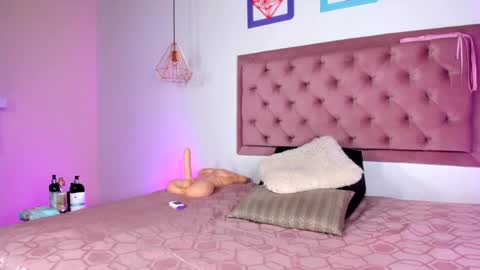 Eva online show from January 8, 12:47 pm