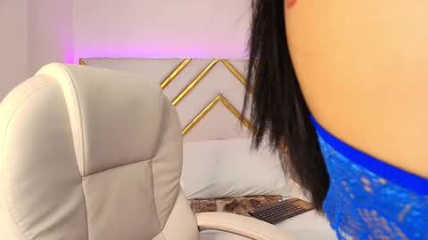 Snapshot of evaa_cloee chatting on September 16, 2:08 am EVA CLOEE online show from September 16, 2:08 am