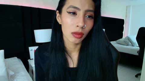 Snapshot of evaa_cloee chatting on September 26, 4:21 am EVA CLOEE online show from September 26, 4:21 am