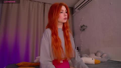 Snapshot of evaa_moonn_ chatting on January 12, 8:25 pm Eva online show from January 12, 8:25 pm