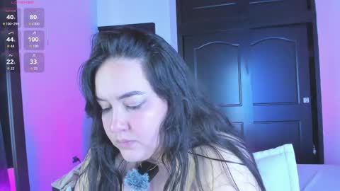 E V A  online show from June 9, 2:22 am