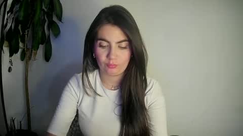evacollins12 online show from January 15, 2:49 am