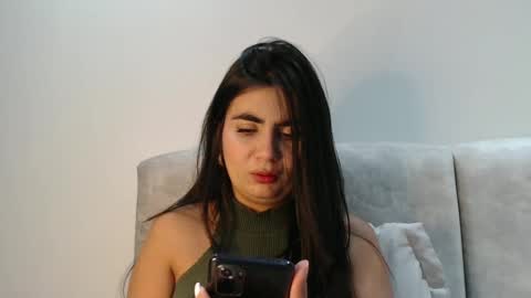 evacollins12 online show from September 21, 12:31 am