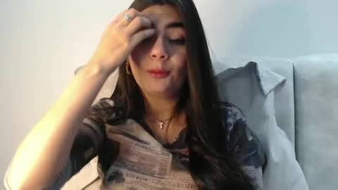 evacollins12 online show from October 5, 12:37 am