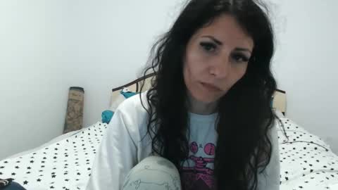 hornycrissyyourlove online show from May 15, 4:05 am