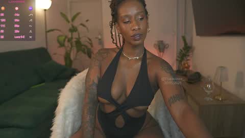 evajacksss_ online show from May 30, 10:38 pm