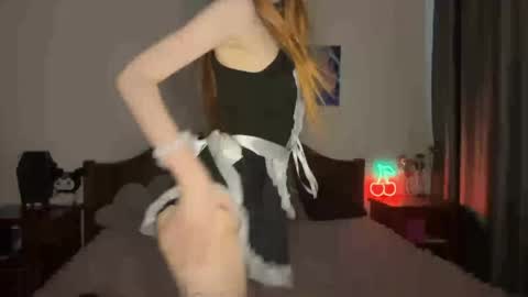 evakettystar online show from April 6, 6:25 am