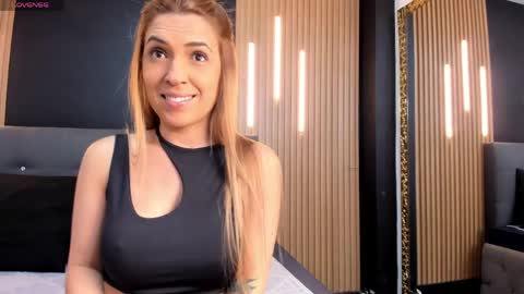Eva online show from May 6, 2:21 pm