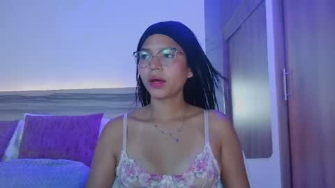 evalune_ online show from July 1, 4:23 am