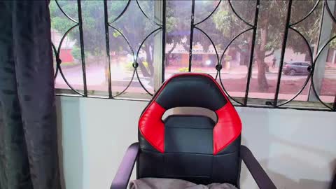  Eva  online show from May 16, 1:43 pm