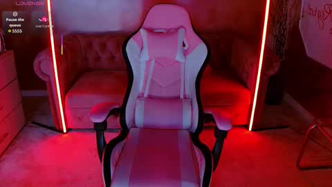 Eva online show from December 3, 4:48 am