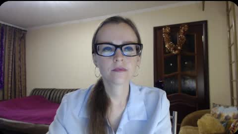 YourMistress online show from December 27, 8:45 am
