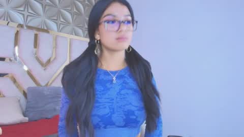 Evangeline online show from April 7, 4:47 am