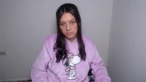 evangeline_petite online show from May 24, 9:47 pm