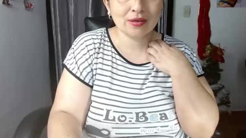 Victoria online show from December 19, 11:52 pm