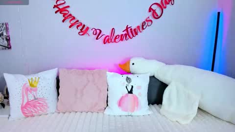 Adelina online show from February 5, 5:10 am