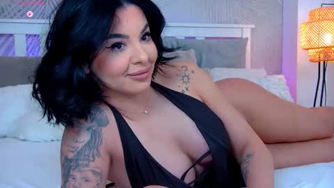 evareyss online show from March 9, 2:31 pm