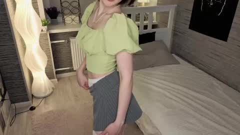 Eva online show from May 18, 7:31 pm