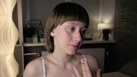 Eva online show from May 6, 7:18 pm