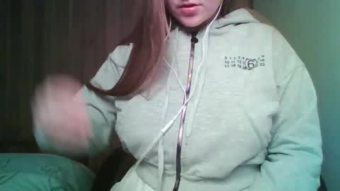 evasapples2026 online show from May 10, 4:53 pm