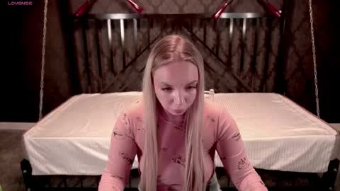 Eva online show from October 5, 7:52 pm