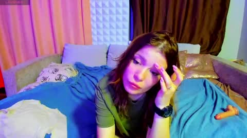 Eva online show from May 19, 1:56 am