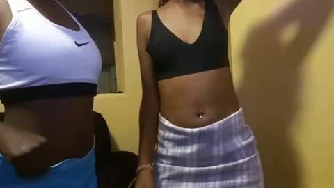 evateaser online show from March 31, 8:20 pm