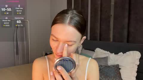 Eva online show from December 21, 1:43 am