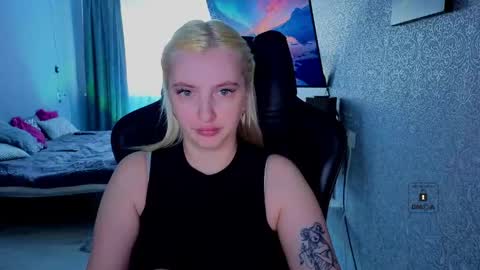 evavibe online show from May 20, 9:39 am
