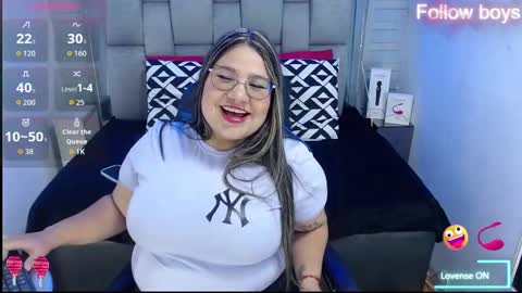 Snapshot of evelin_zaens chatting on October 1, 5:01 am evelin zaens online show from October 1, 5:01 am