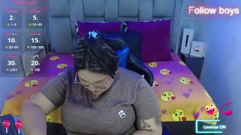 evelin zaens online show from October 23, 5:13 am