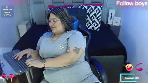 Snapshot of evelin_zaens chatting on October 4, 6:52 am evelin zaens online show from October 4, 6:52 am