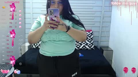 Snapshot of evelin_zaens chatting on January 30, 4:48 am evelin zaens online show from January 30, 4:48 am
