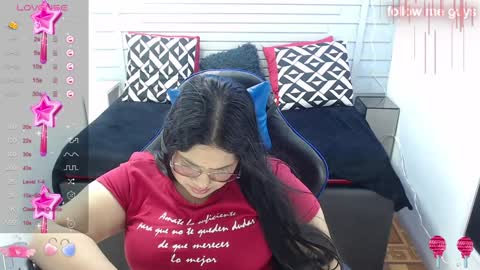 Snapshot of evelin_zaens chatting on January 29, 5:30 am evelin zaens online show from January 29, 5:30 am