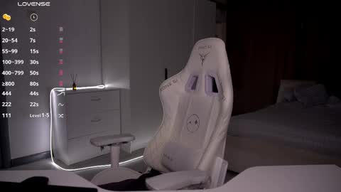 Evelina online show from May 24, 4:28 pm