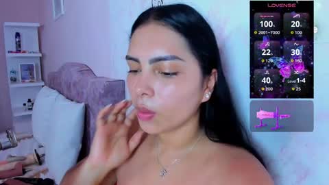 Evelinn belen online show from May 20, 3:53 pm