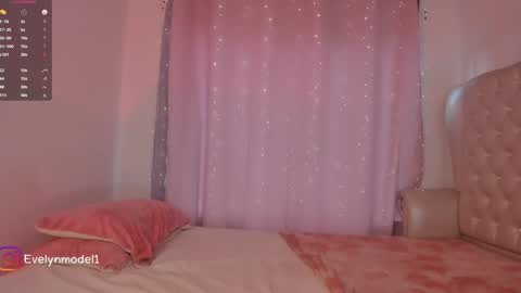 evelyn evelyn online show from December 19, 4:46 pm