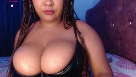 Snapshot of evelyn_sandoval chatting on February 27, 1:59 am Evelyn Sandoval online show from February 27, 1:59 am