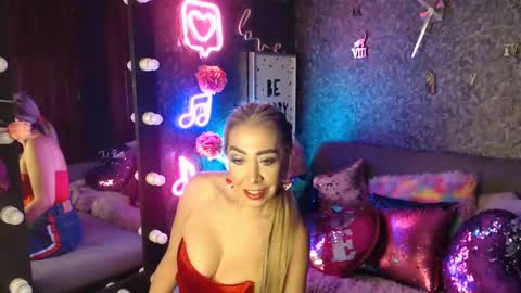 EvelynaGrey online show from December 11, 11:54 pm