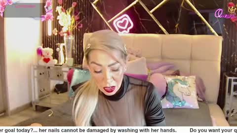 EvelynaGrey online show from May 8, 4:10 pm