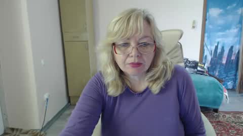 BarbaraBlondy online show from February 1, 8:18 am